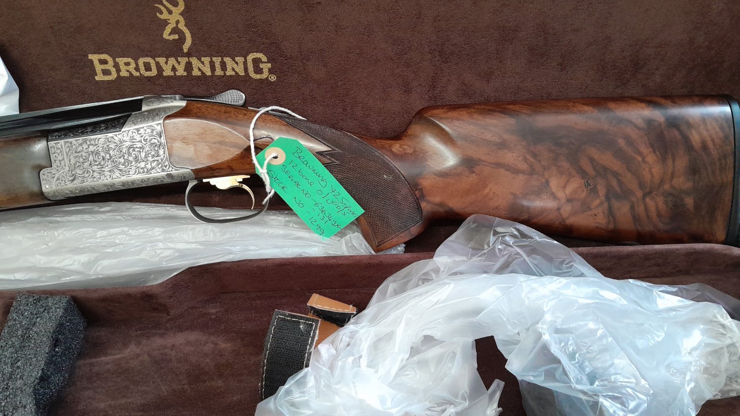 Browning B725 Grade 5 Sporter Over and Under 12 Bore/gauge - {CATEGORY}