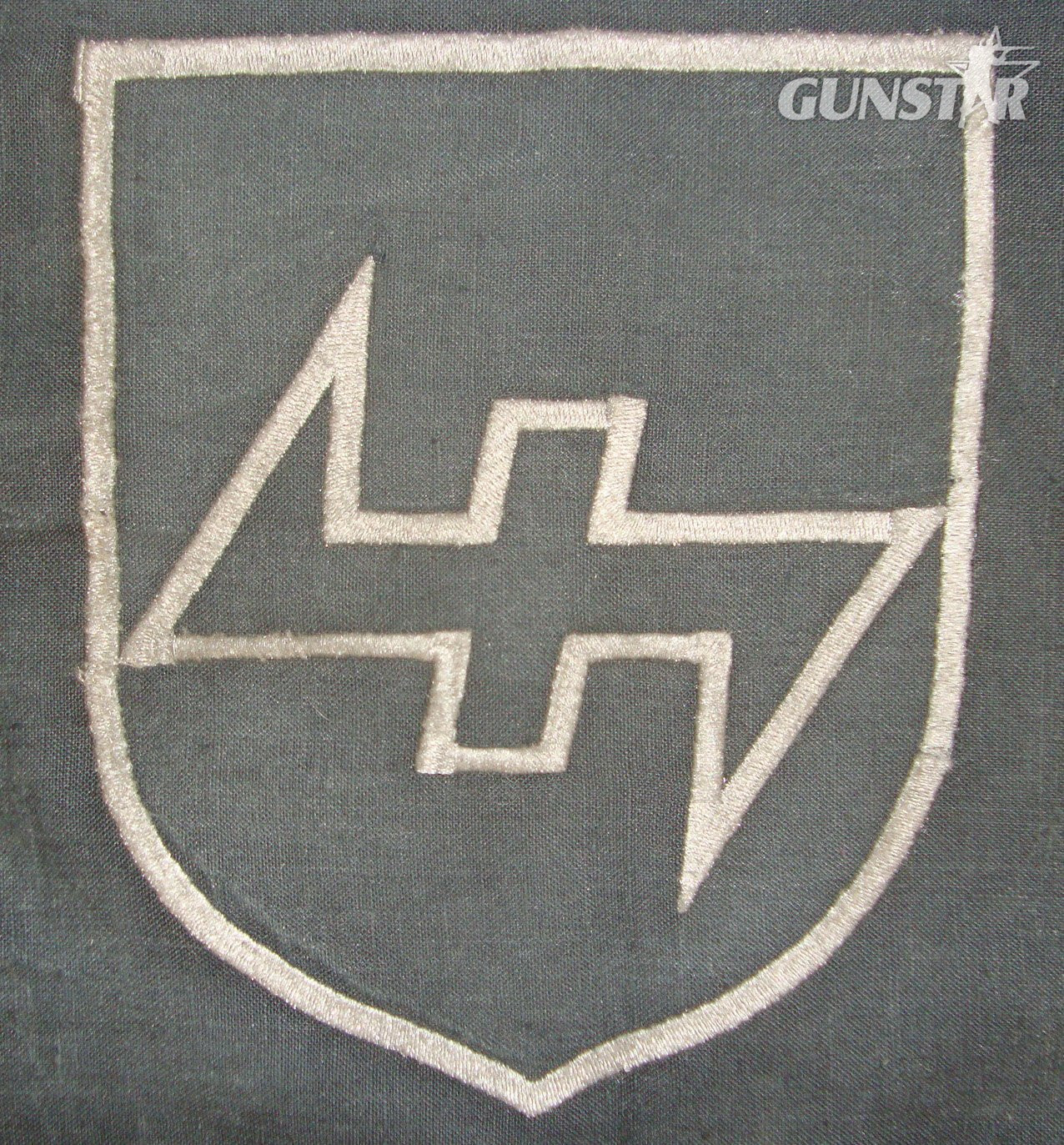 Antique & Militaria