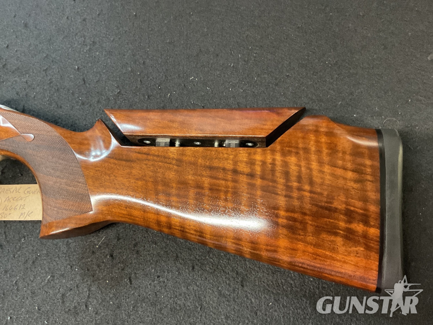 Caesar Guerini Invictus 1 Ascent Trap Over and Under 12 Bore/gauge