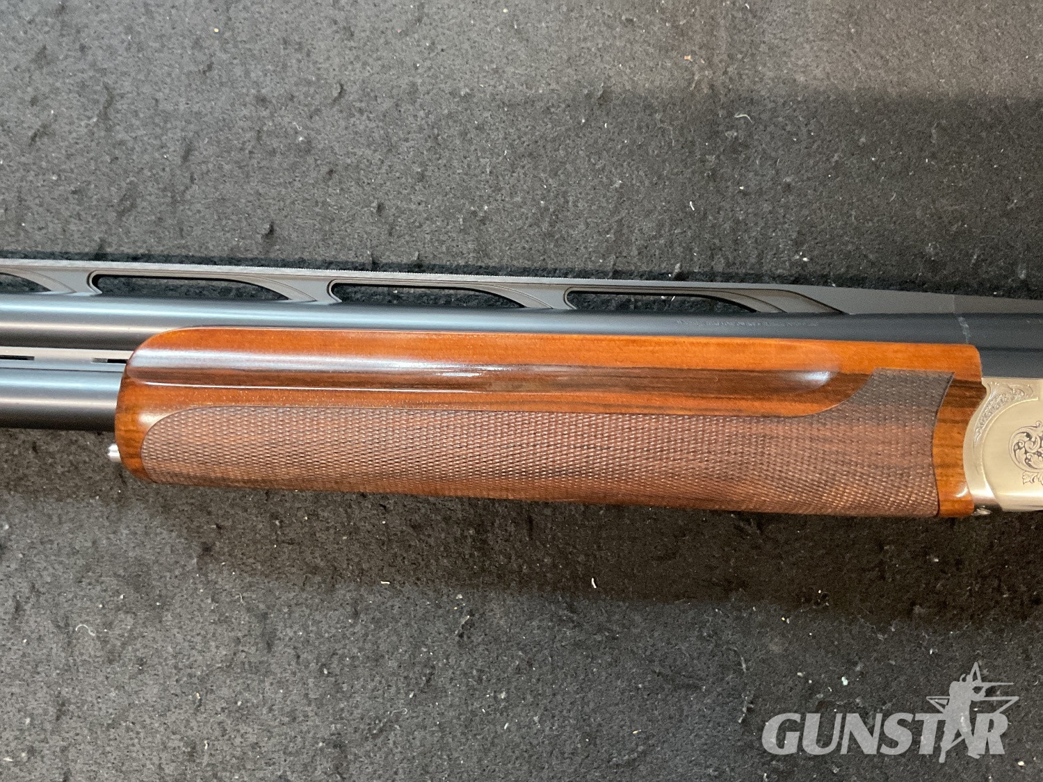  Caesar Guerini Invictus 1 Ascent Trap Over and Under 12 Bore/gauge