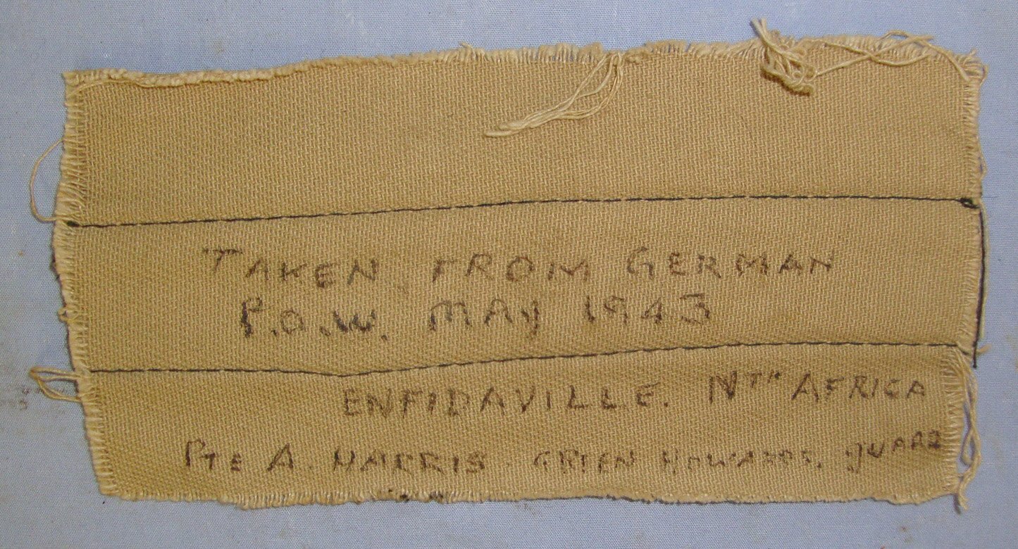  WAR TROPHY ** TAKEN FROM GERMAN POW 1943 AT ENFIDAVILLE NORTH AFRICA BY BRITISH PTE A. HARRIS GREEN HOWARDS GUARD** WW2 DAK (Deutsches Afrikakorps) Cuff Title Attached To Piece Of Original German Tropical Uniform Sleeve. Sn 23068:2  Antique & Militaria
