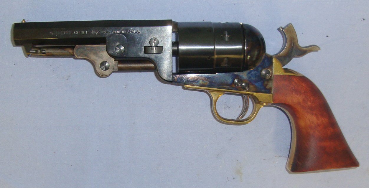  Pietta With Colour Case Hardened Action, Captive Loading Lever & Hammer. Sn 22643:27 9mm Revolver