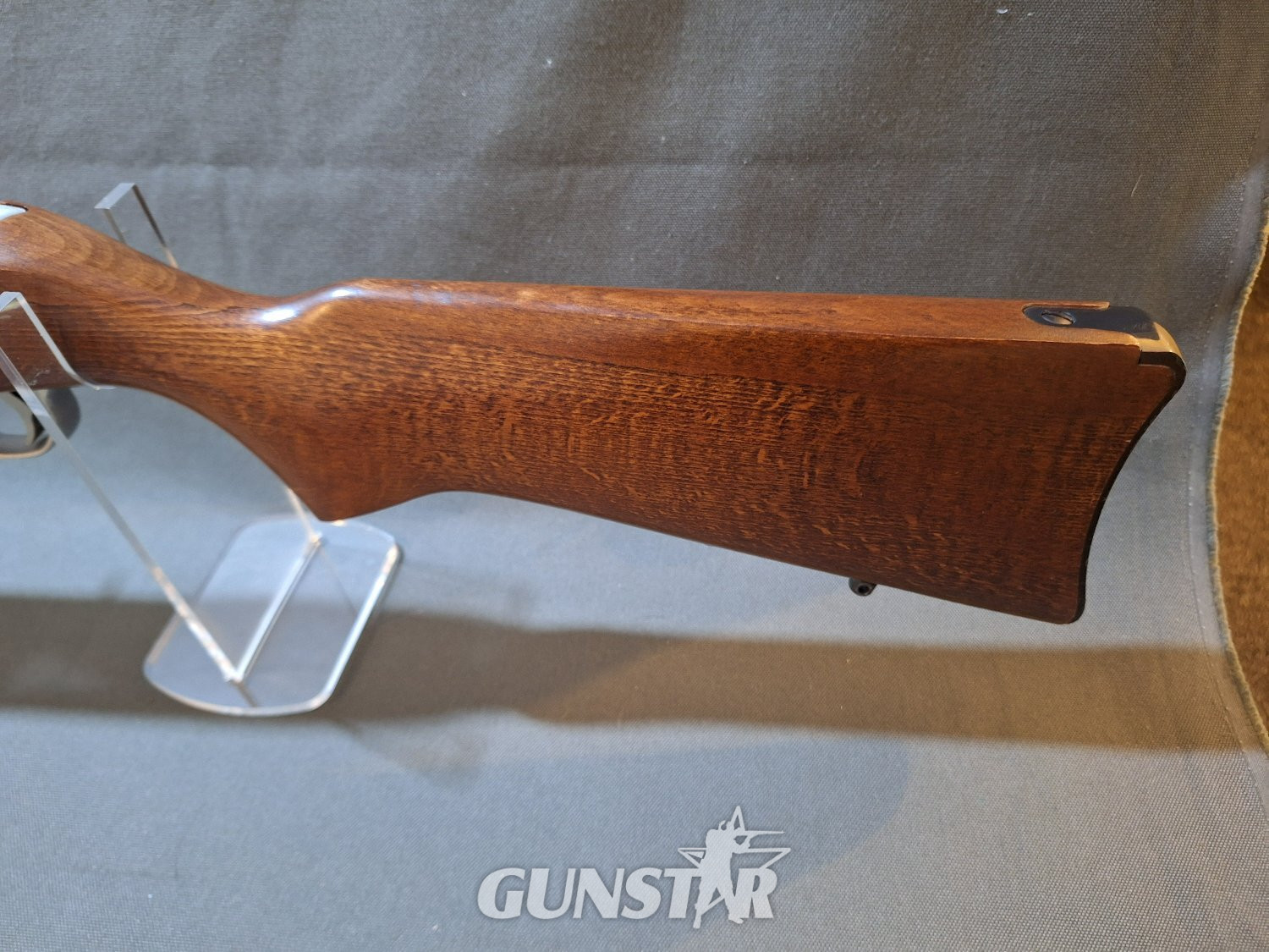  Ruger 10/22 Semi-Auto .22 Rifle