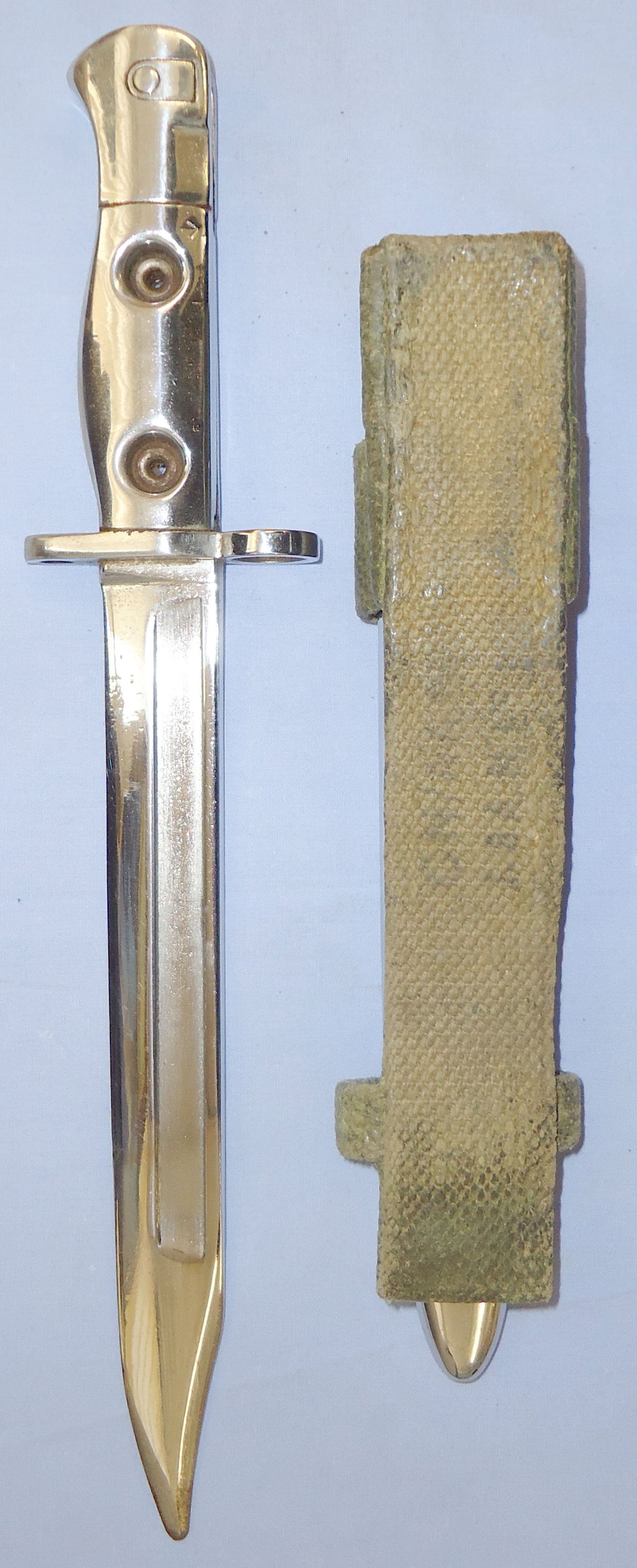  British (Chromed for Parade) SLR L1A3 Dated 1959 Bayonet by Birmingham Small Arms with Scabbard and Webbing Frog. BAYO 391. Bayonet