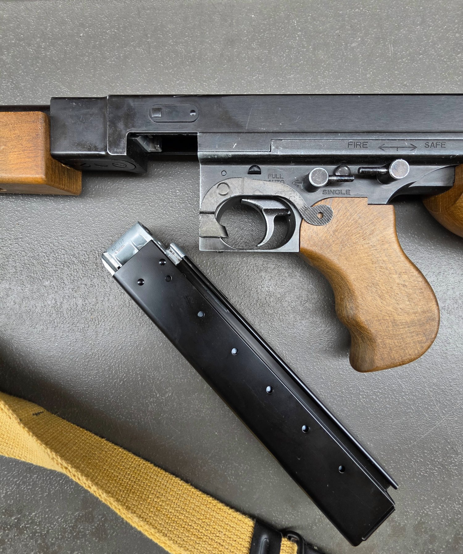  Umarex M1A1 Thompson  .177