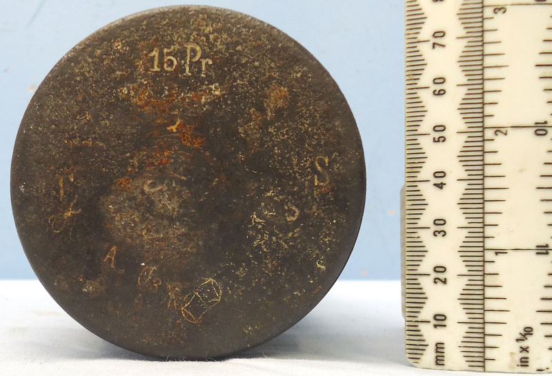 INERT DEACTIVATED. Boer War Era, Fired, 1901 Dated, Supplied To The British By Germany, Erhardt 15 Pounder, 76.2 x 169R Quick Firing shrapnel shell. - O 1641 INERT DEACTIVATED. This is a rare original 1901 Dated shrapnel shell fired by a Erhardt 15Pr Quick Firing gun. The gun was introduced to the British Army in June 1901, being bought from Germany during the Boer War to replace the inferior British 15 pounde  Other Ammunition