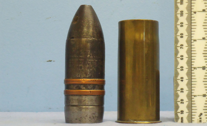 DEACTIVATED INERT. French WW, 1917 Dated French 37mm (37 x 94R) Pom Pom Nose Fused HE (High Explosive) Mine, (Bouncing Shell) Round. - O 1900 DEACTIVATED INERT. French WW, 1917 Dated French 37mm (37 x 94R) Pom Pom Nose Fused HE (High Explosive) Mine, (Bouncing Shell) Round. - O 1900  Other Ammunition - {CATEGORY} in 