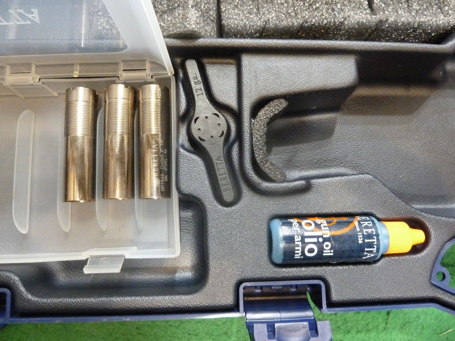 Beretta 686 Silver Pigeon 1 Sporting Over and Under 12 Bore/gauge - {CATEGORY}