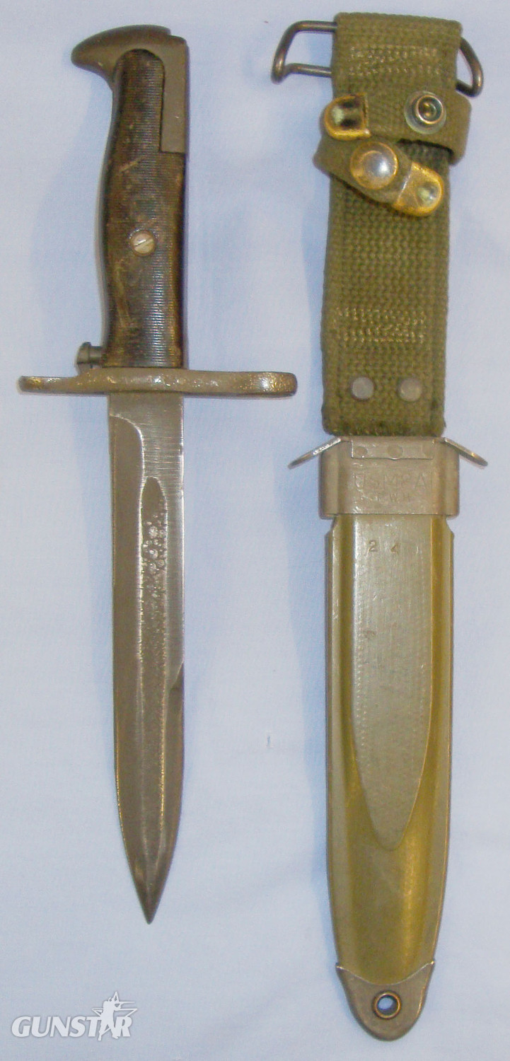 American M1 ‘Field Made’ Fighting Knife/Bayonet & M8  P.W.H Scabbard. 20672:25. Bayonet in 