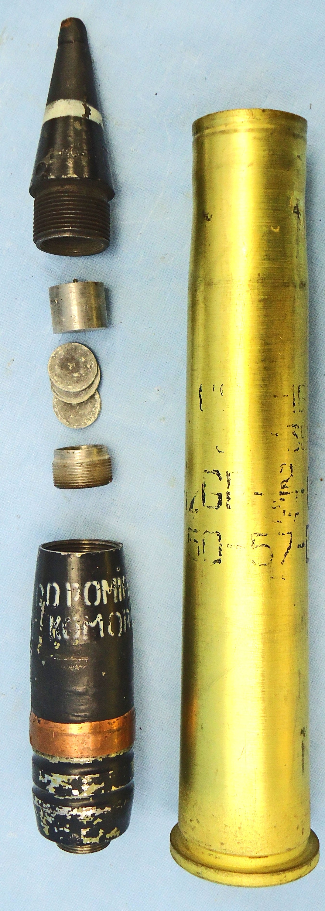 INERT DEACTIVATED. Russian, Unfired, MINT, 37mm (37x252R) High Explosive (H.E) Model 1939 Gun Round. - O 2229 INERT DEACTIVATED. Russian, Unfired, MINT, 37mm (37x252R) High Explosive (H.E) Model 1939 Gun Round. - O 2229  Other Ammunition - {CATEGORY}