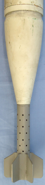  INERT DEACTIVATED. Original British L54A1 81MM Illuminating Mortar. - O 1737 INERT DEACTIVATED. Original British L54A1 81MM Illuminating Mortar. - O 1737  Other Ammunition