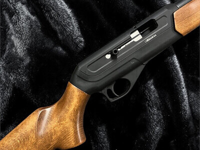 CZ 512 Semi-Auto .22 Long Rifle (.22 LR) Rifle