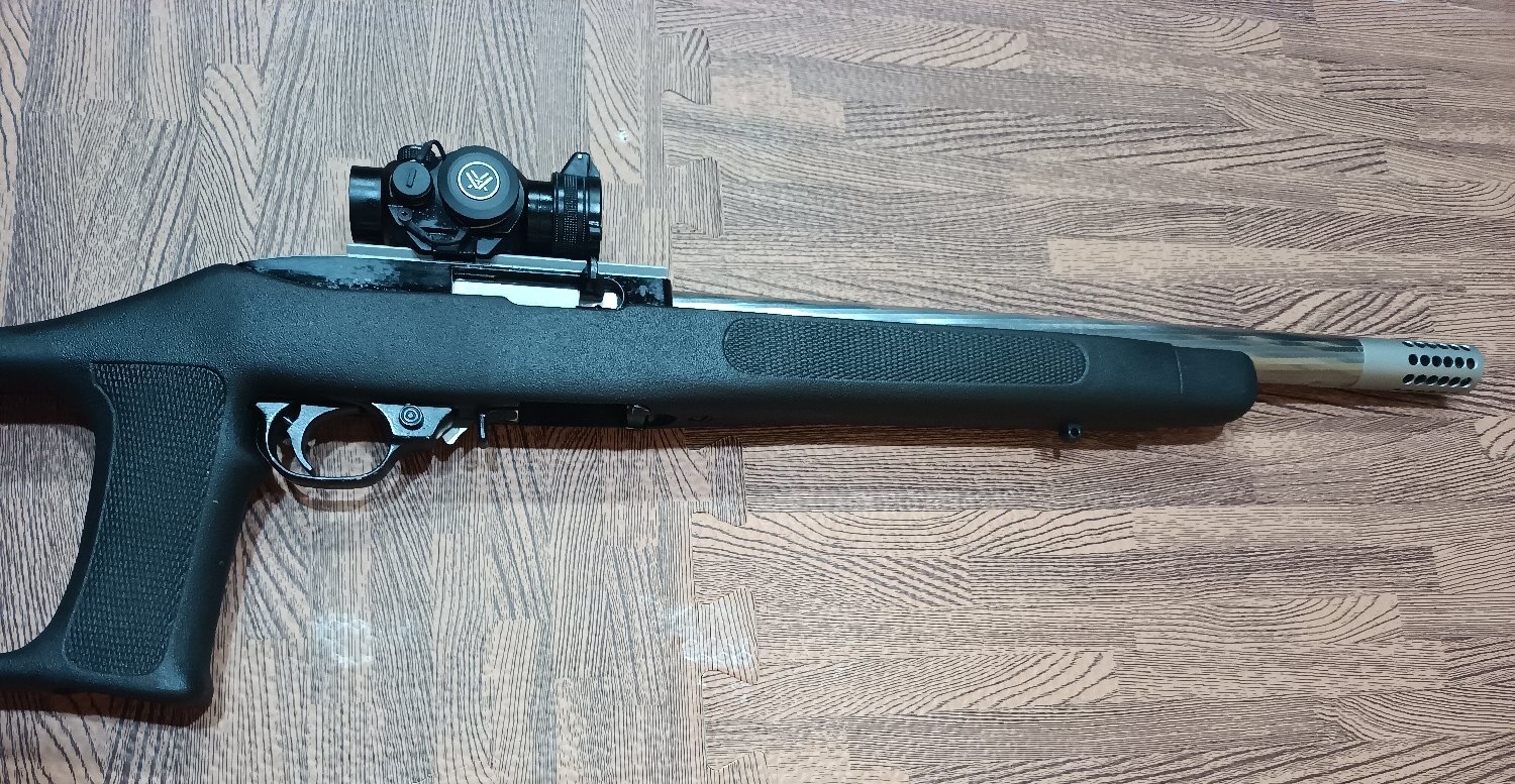 Ruger 10/22 Semi-Auto .22 Long Rifle (.22 LR) Rifle - {CATEGORY}