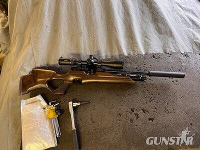 Weihrauch HW100 HAWKE AIRMAX 30 WA SF 6-24×50 .177