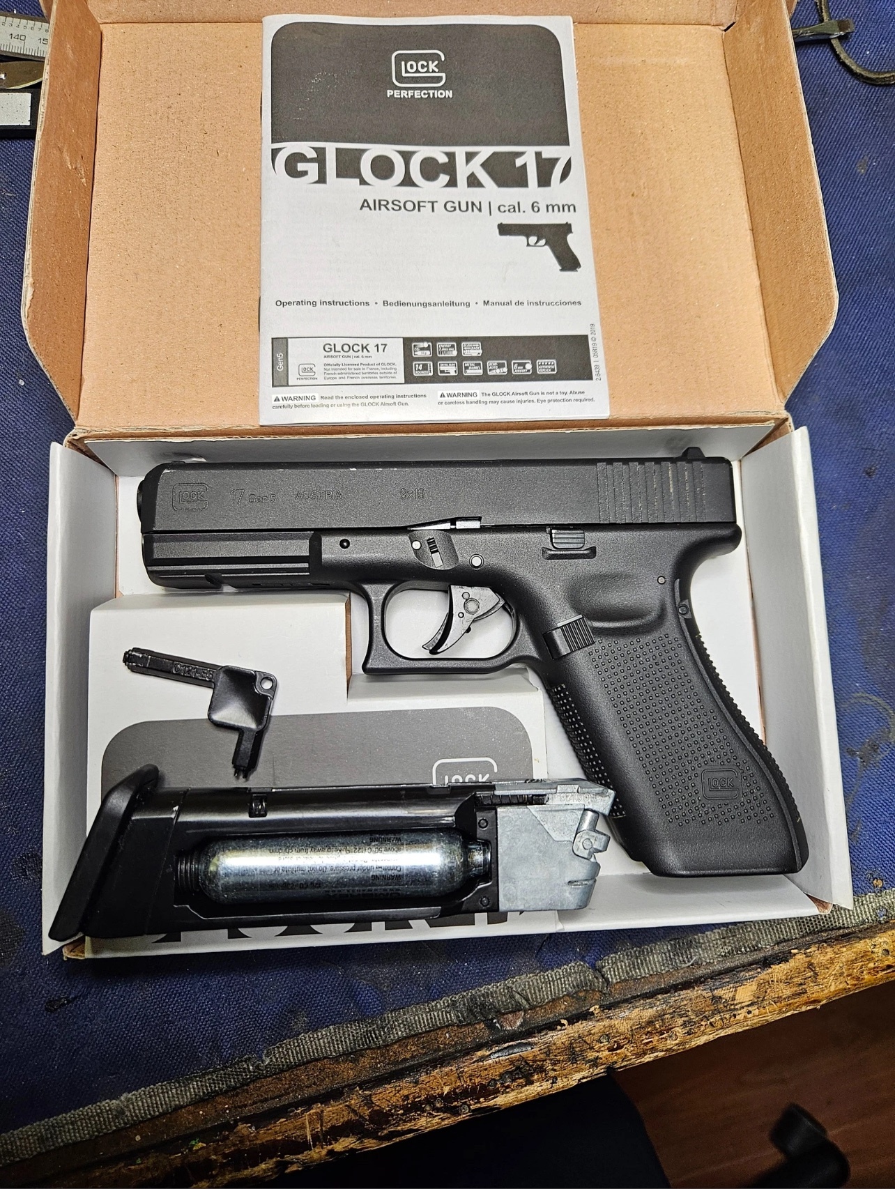 Glock Glock 17 gen 5  9mm Semi Auto