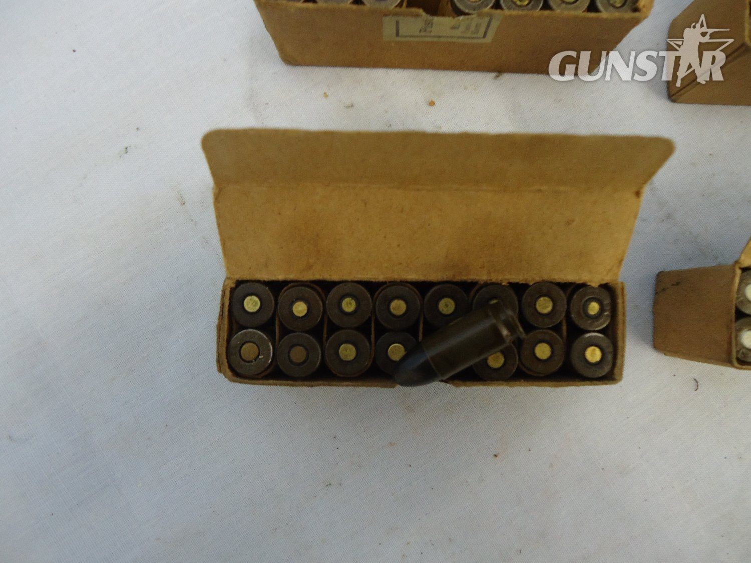 DEACTIVATED INERT Unfired WW2 (1942 & 43 Dated) Original German 16 Round Service Pack Of 9mm (9X19) Parabellum ammunition. Sn - 22787:7 DEACTIVATED INERT Unfired WW2 (1942 & 43 Dated) Original German 16 Round Service Pack Of 9mm (9X19) Parabellum ammunition. Sn - 22787:7  Other Ammunition - {CATEGORY}