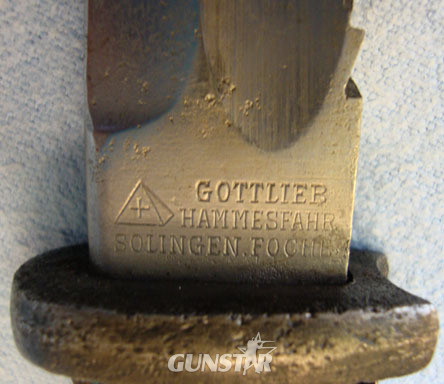  Gottlieb Hammesfahr Solingen Foche with a pyramid and cross logo. German 2nd Typ Bayonet