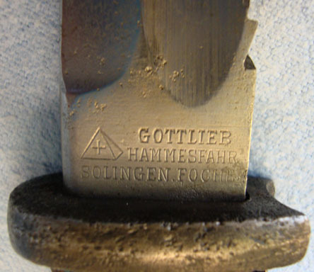  Gottlieb Hammesfahr Solingen Foche with a pyramid and cross logo. German 2nd Typ Bayonet