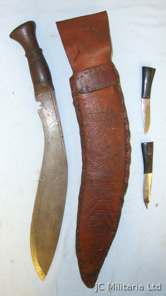 **BURMA BRING BACK**WW2 British Soldier’s Kukri With 2 Skinners & Scabbard With  Knive in 