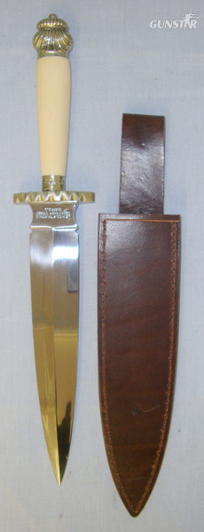 MINT SCARCE PATTERN J.E. Middleton & Sons Sheffield Spear Point Bowie Knife With Ivorine Hilt & Ornate Brass Fittings Dagger in 