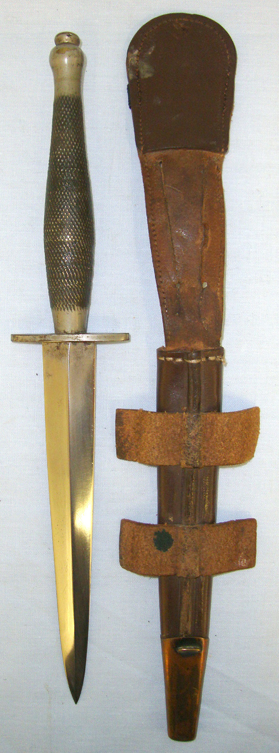  RARE**ORIGINAL 1st PATTERN HILT**STERILE**WW2, 2nd Pattern, Wilkinson British Officer\\\'s, Grey Or Matt Nickel Plated Hilt, Fairbairn Sykes FS Fighting Knife & Scabbard. Sn 20163 Knive