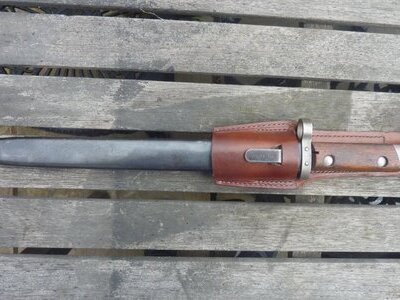 Czechoslovakian m1924 Mauser - leather frog - Bayonet