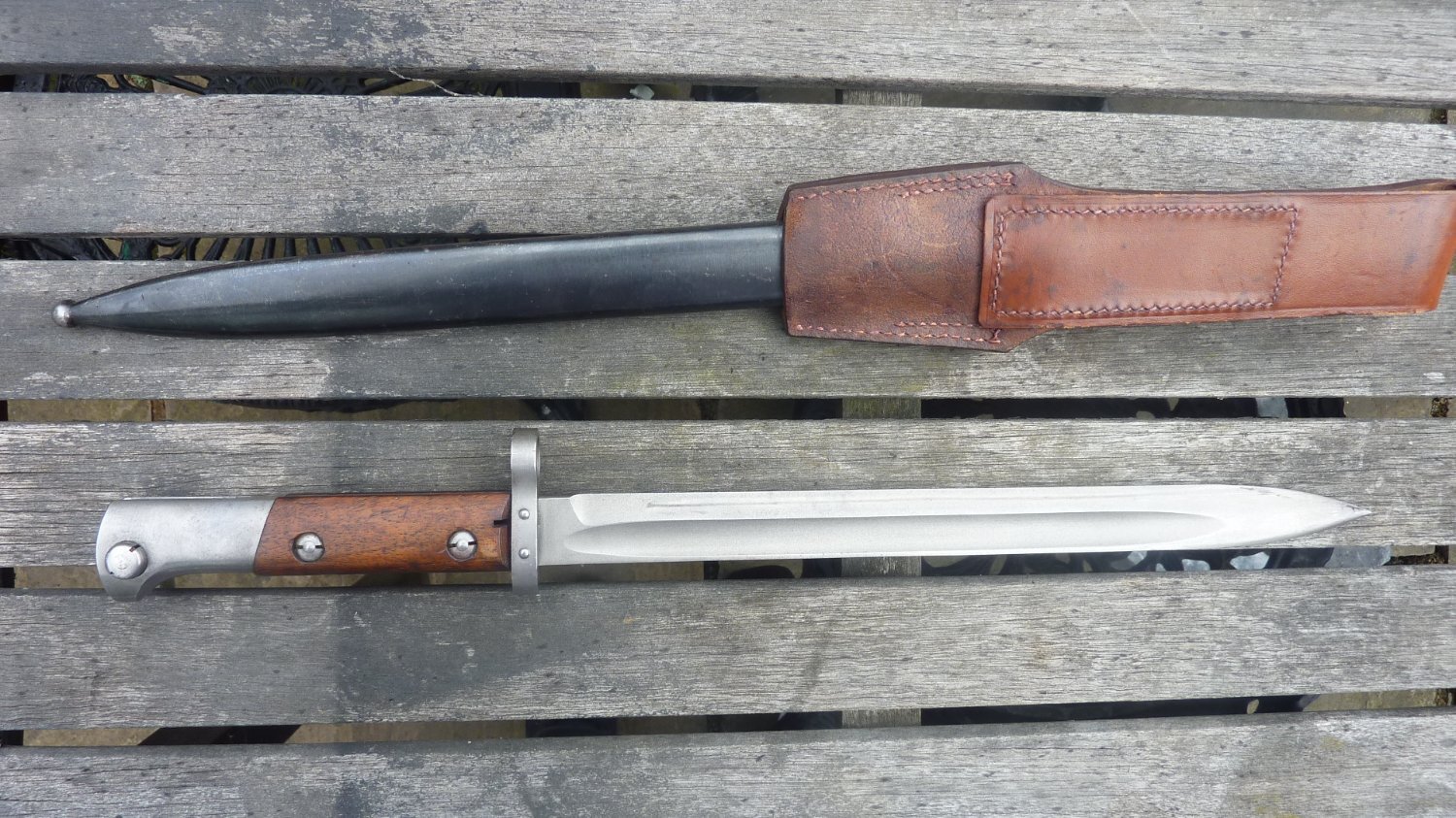  Czechoslovakian m1924 Mauser - leather frog - Bayonet