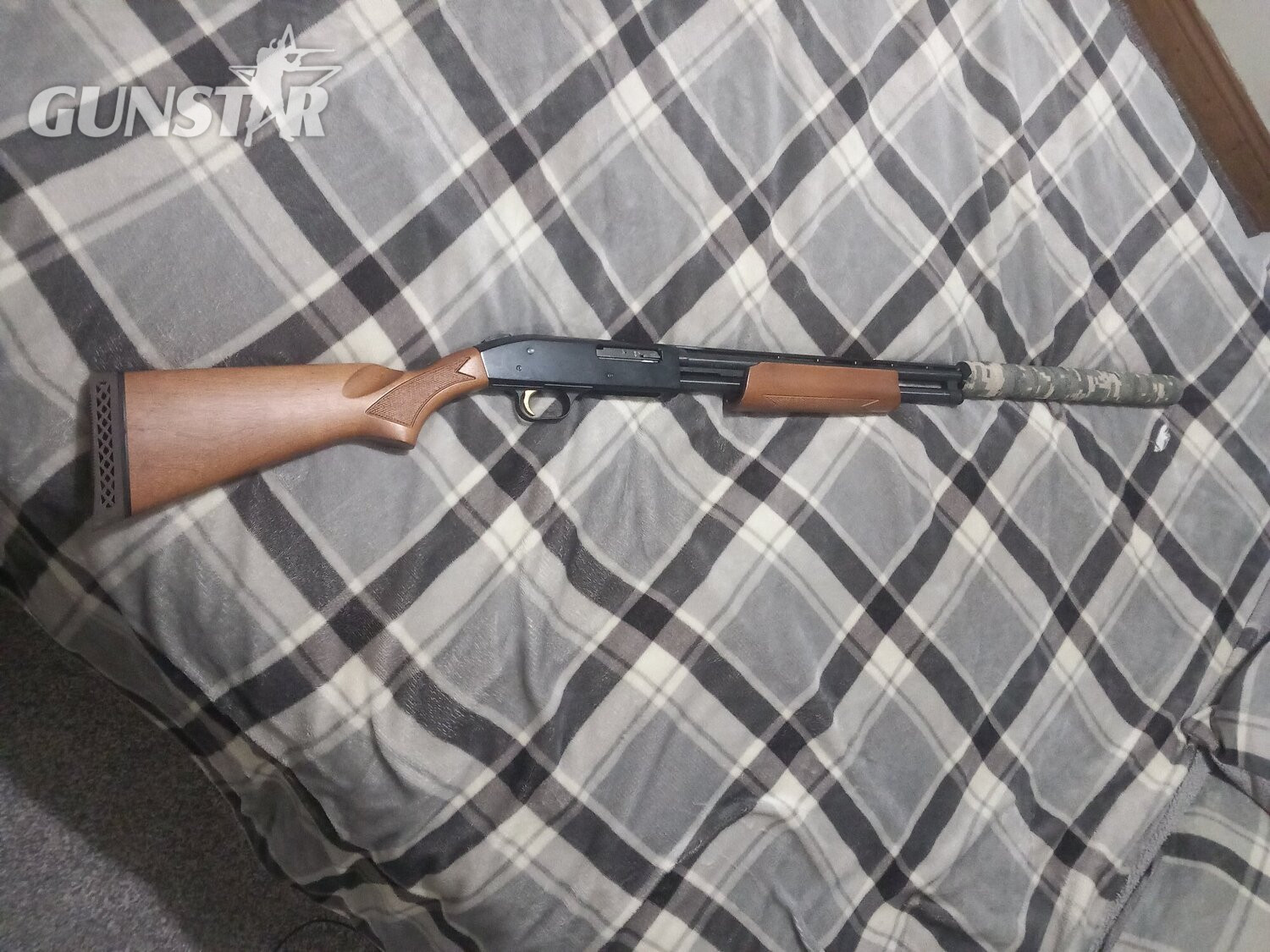 Mossberg 410 hushpower  410 Pump Action .410 Bore/gauge in 