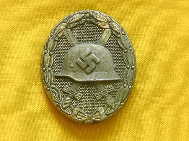 Klein&Quenzer World war two German army Silver Wound Badge Antique & Militaria