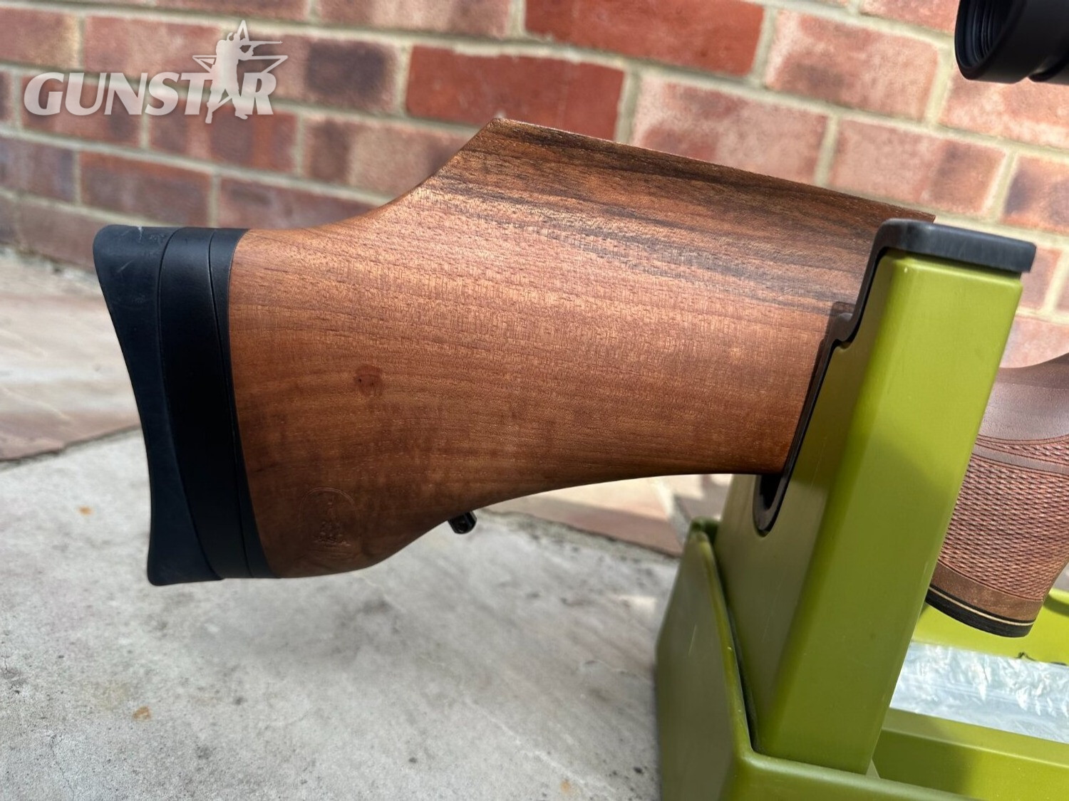 {CATEGORY} - BSA R10 Walnut RH, Hawke & Extras .22 in 