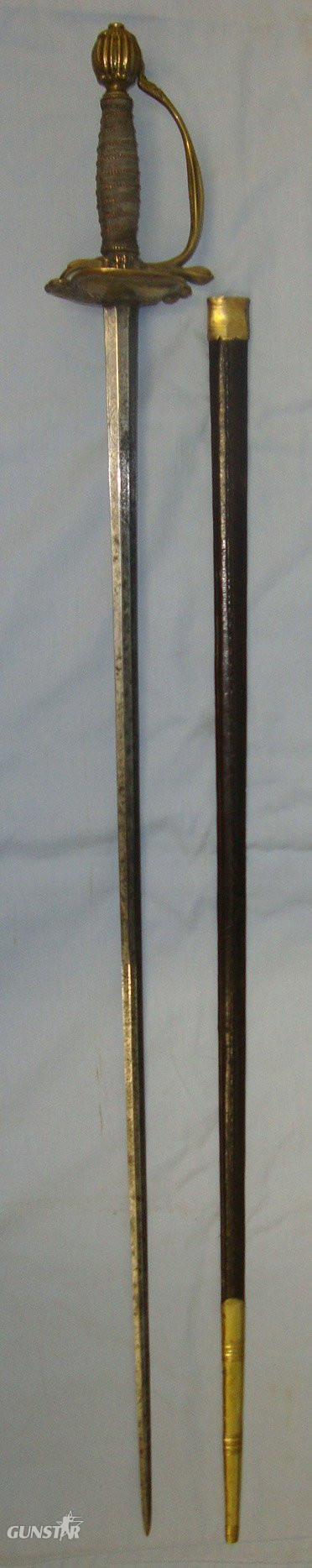  RARE**NAPOLEONIC PENINSULAR WARS ERA, C1800 British Senior Infantry Officer’s Sword With Etched Blade & Rare To Find Scabbard. ED 2940 Sword