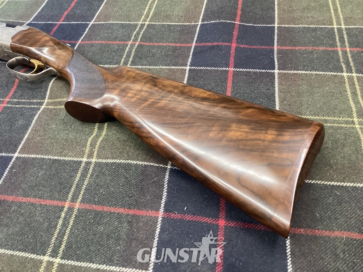 Beretta SILVER PIGEON GRADE 5 GAME SCENE LEFT HAND. Over and Under 12 Bore/gauge - {CATEGORY} in 