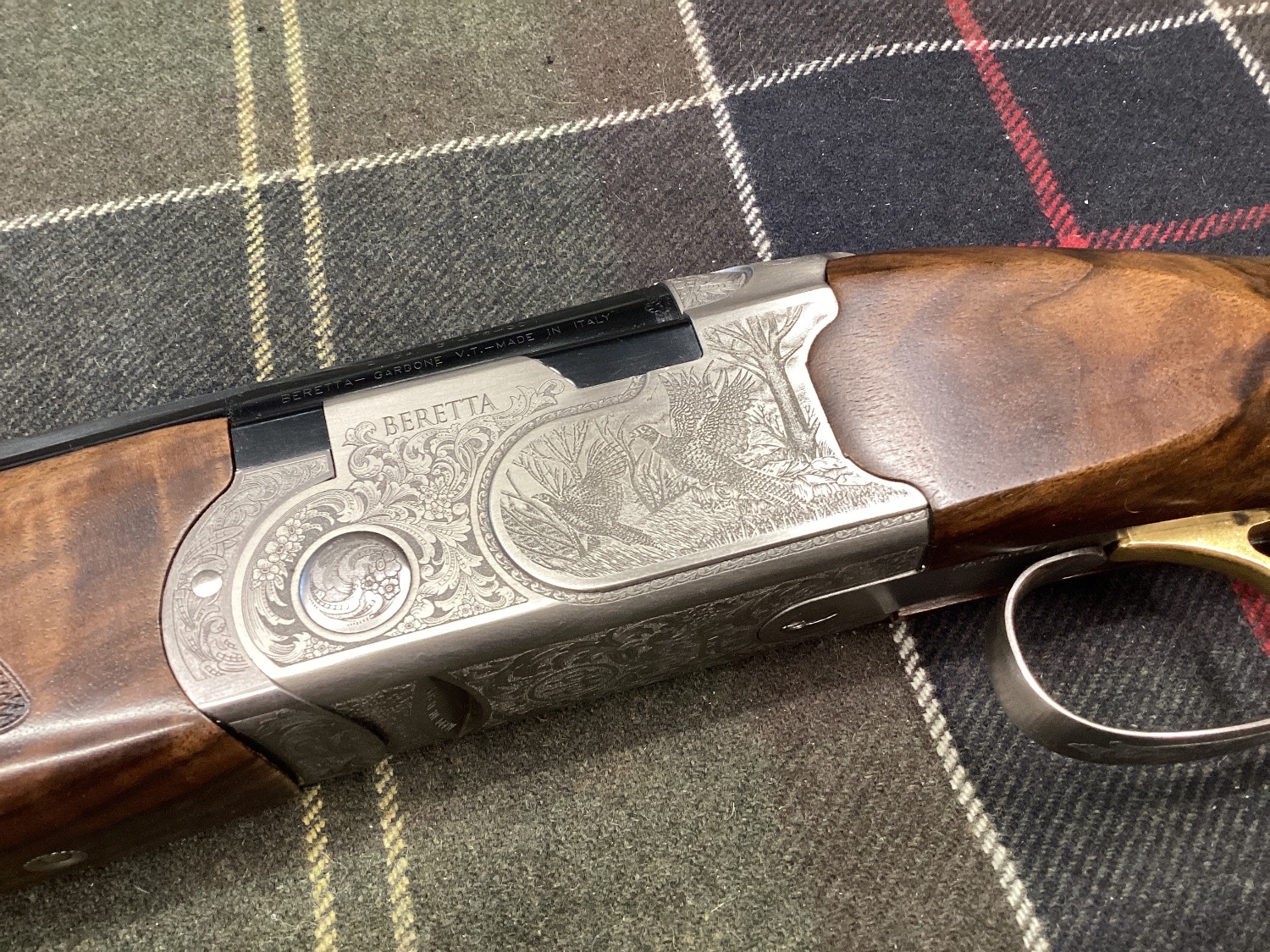 Beretta SILVER PIGEON GRADE 5 GAME SCENE LEFT HAND. Over and Under 12 Bore/gauge