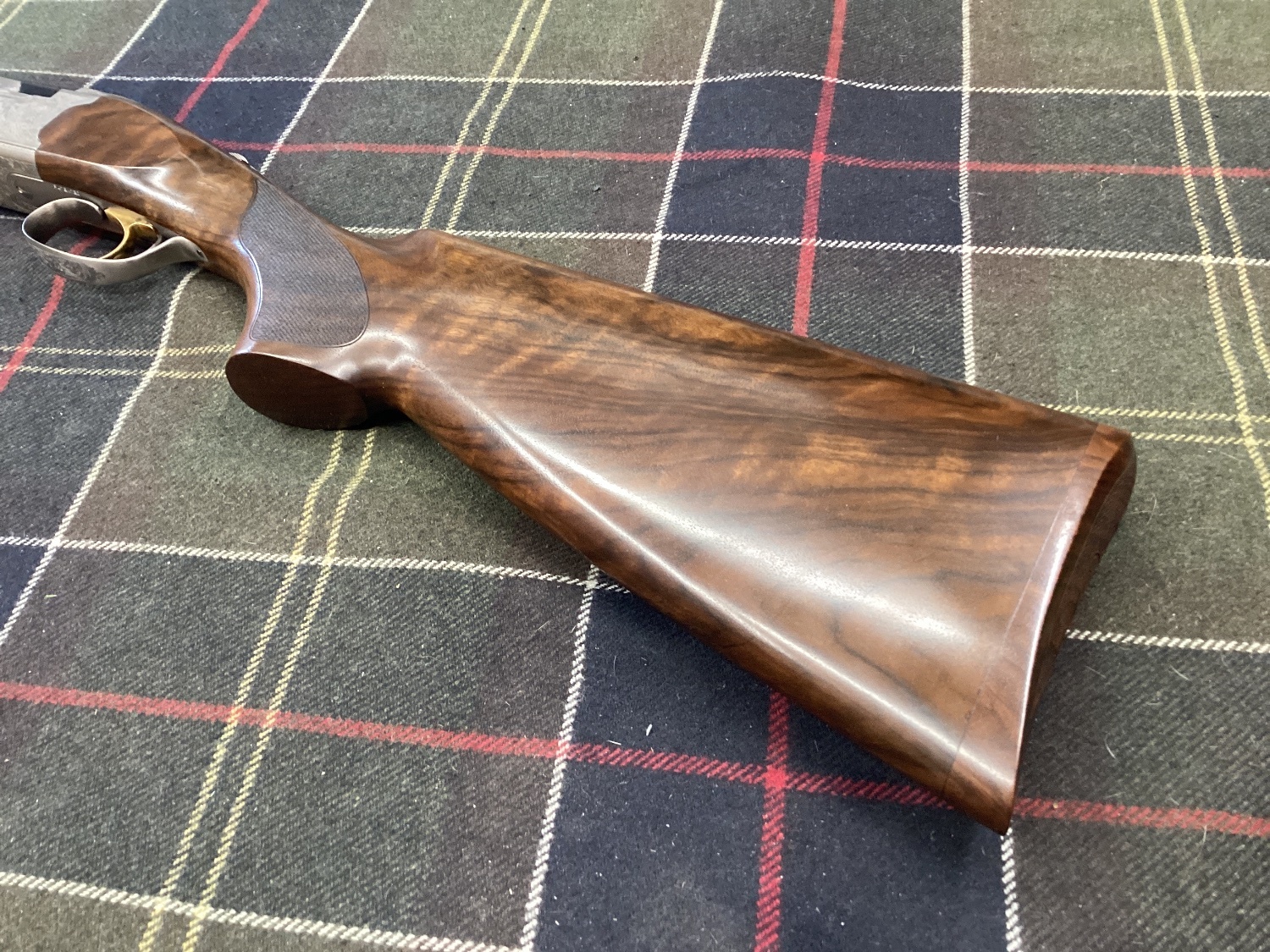 Beretta SILVER PIGEON GRADE 5 GAME SCENE LEFT HAND. Over and Under 12 Bore/gauge - {CATEGORY} in 