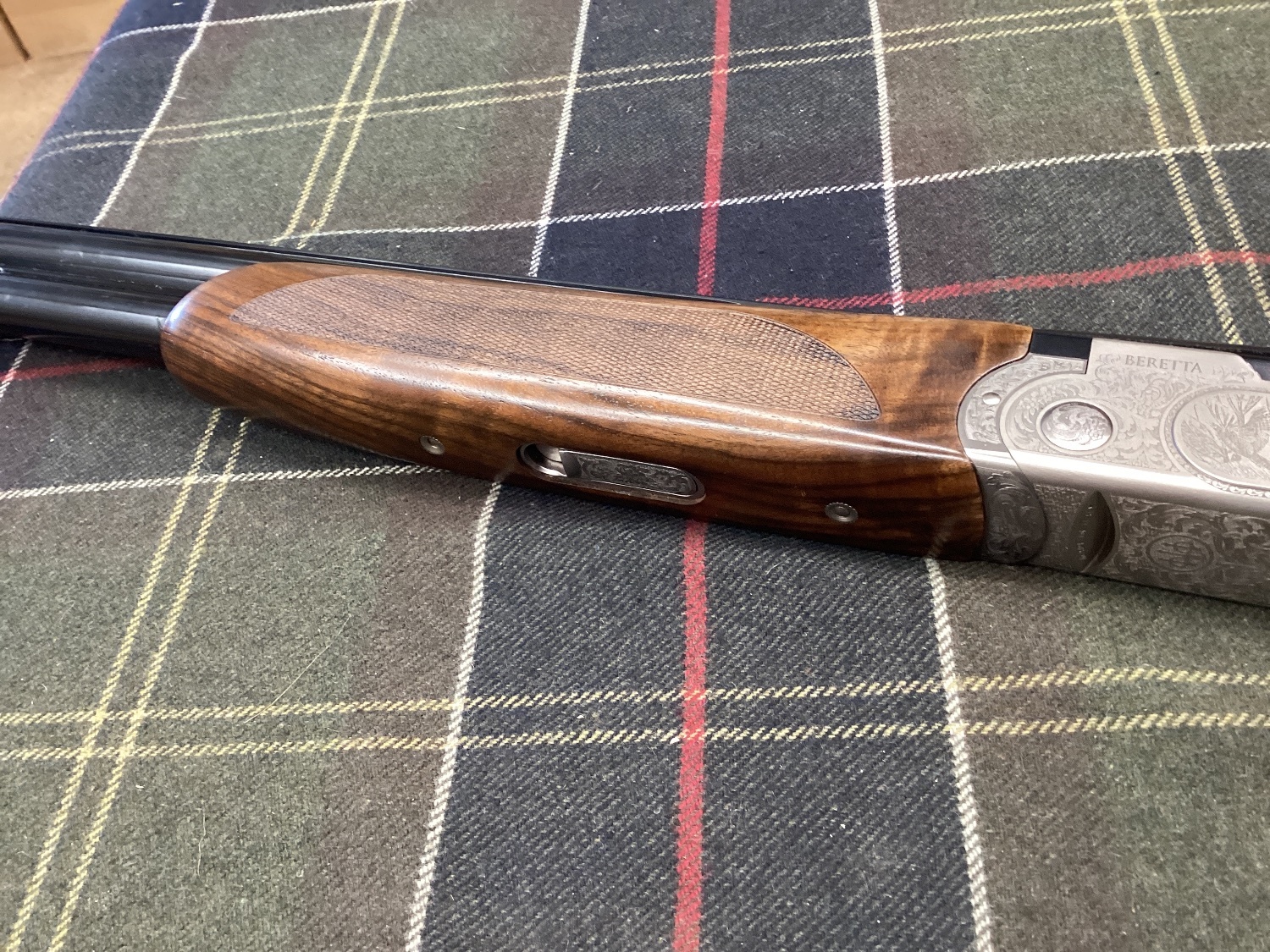 Beretta SILVER PIGEON GRADE 5 GAME SCENE LEFT HAND. Over and Under 12 Bore/gauge - {CATEGORY}