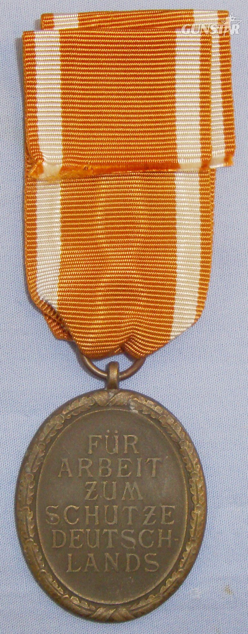  WWII Nazi Issue West Wall Medal and Ribbon. N 126. WWII Nazi Issue West Wall Medal and Ribbon. N 126. Antique & Militaria