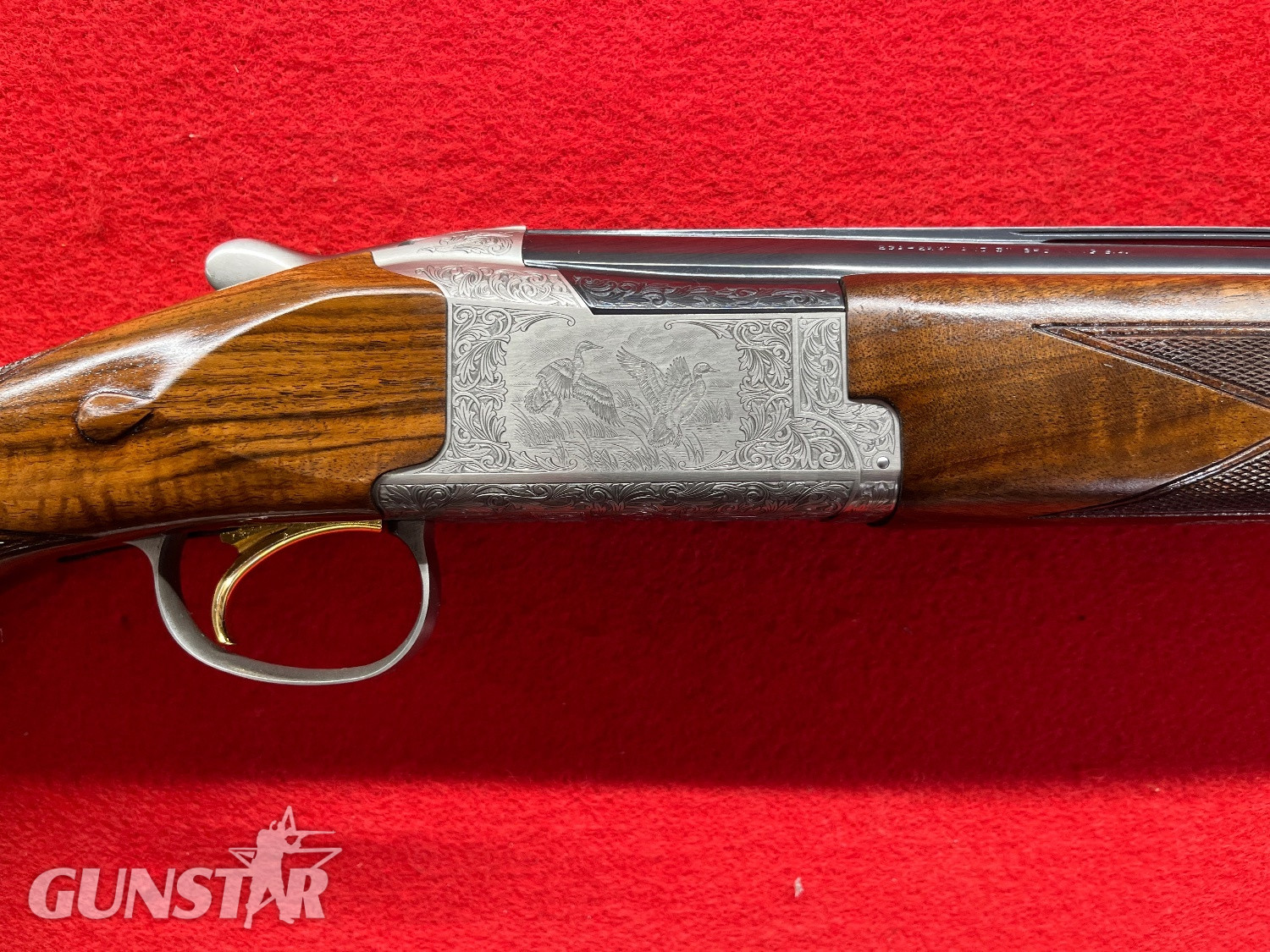 Browning B725 Grade 5 Hunter Over and Under 12 Bore/gauge