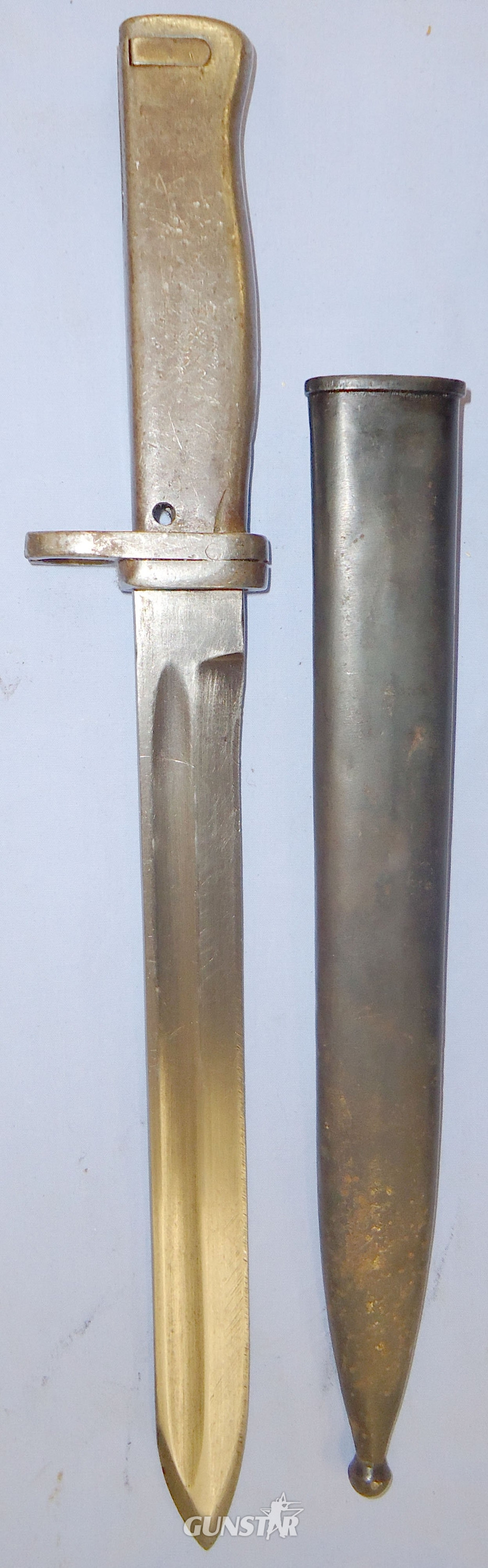  WWI Imperial German Model 1888/98 Ersatz Bayonet and Scabbard. 22400. Bayonet