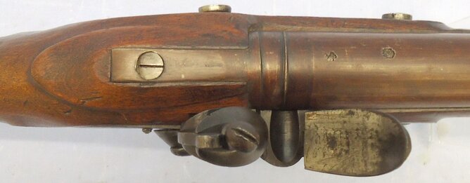 {CATEGORY} - Raper (Leeds) British Officers Musket Bore, Model 1799 Eliott Yeomanry Flintlock Carbine by Raper of Leeds. Sn - 21879 Single Shot .75 Cal Muzzleloader Rifle