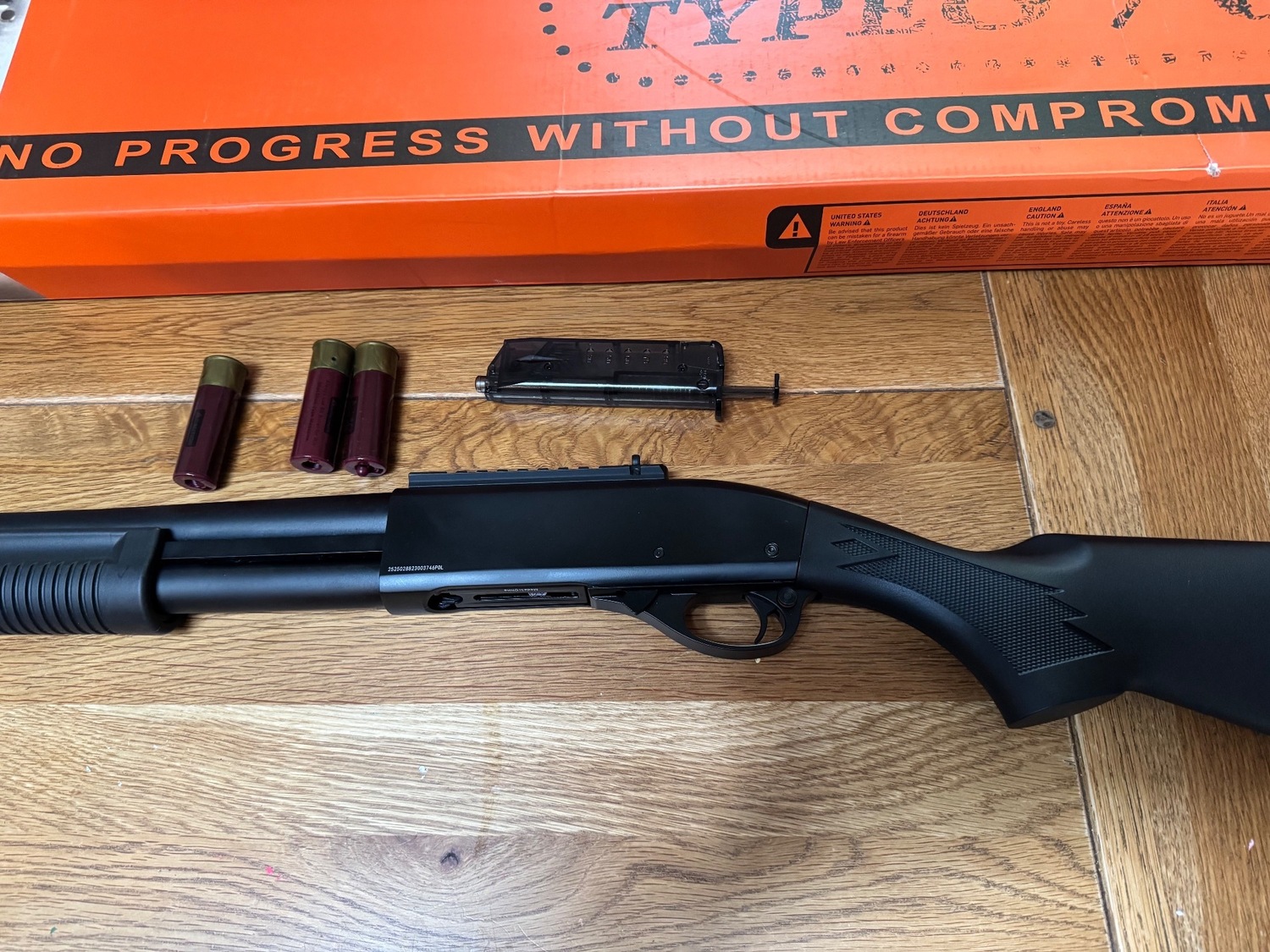 Golden Eagle Pump Action Shotgun 100 BB - {CATEGORY} in 