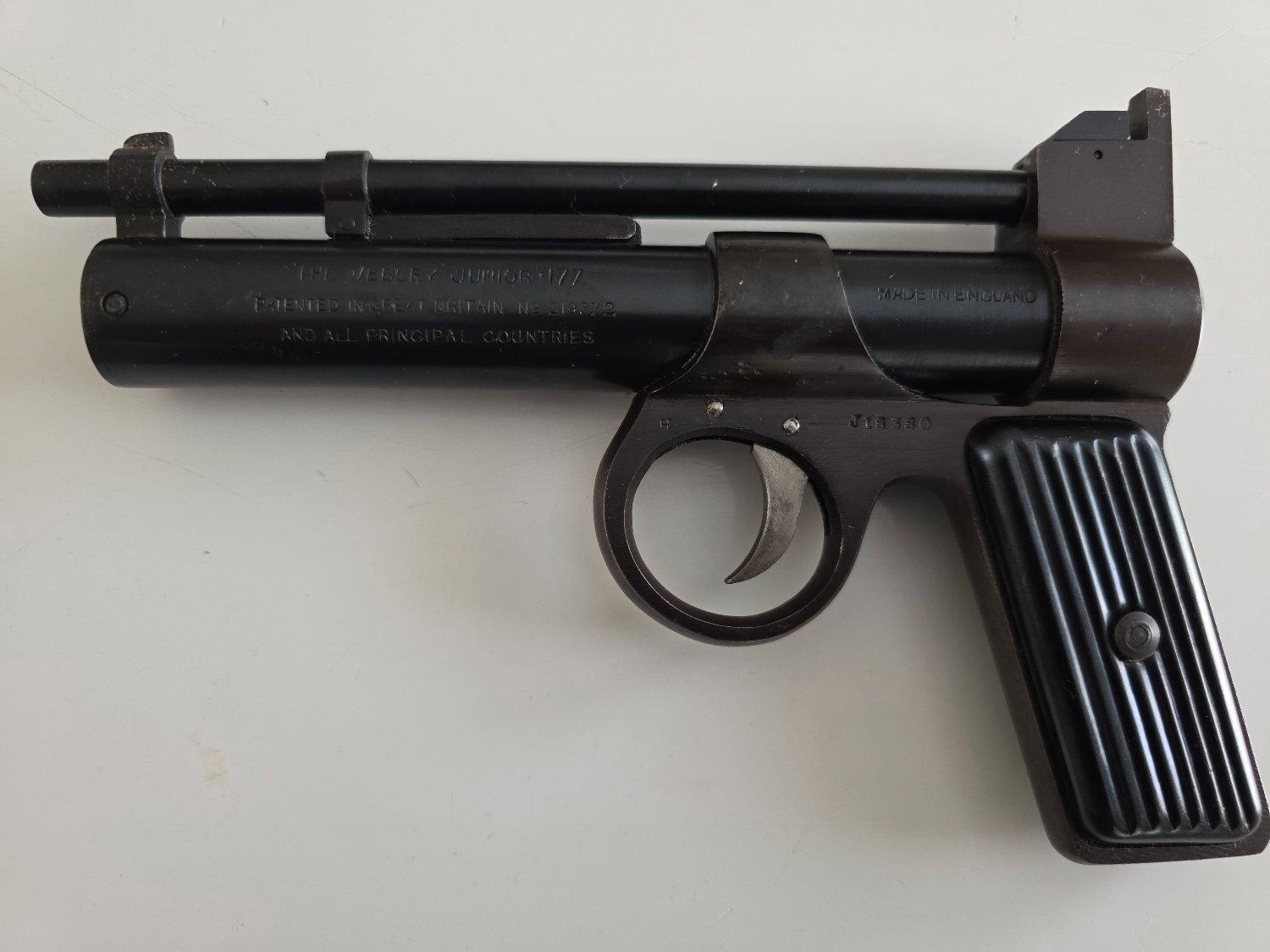 Webley & Scott Junior (.177) .177 - {CATEGORY} in 