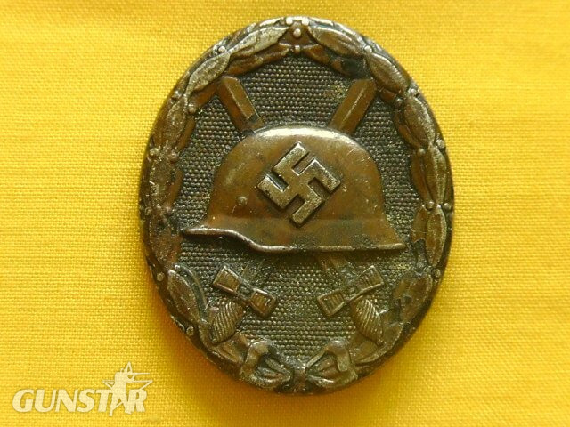  D.R.G.M. World war two German black wound badge. Antique & Militaria