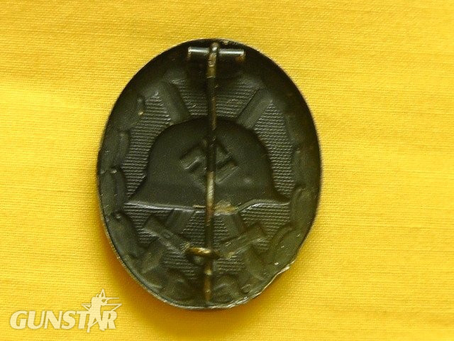 D.R.G.M. World war two German black wound badge. Antique & Militaria - {CATEGORY}