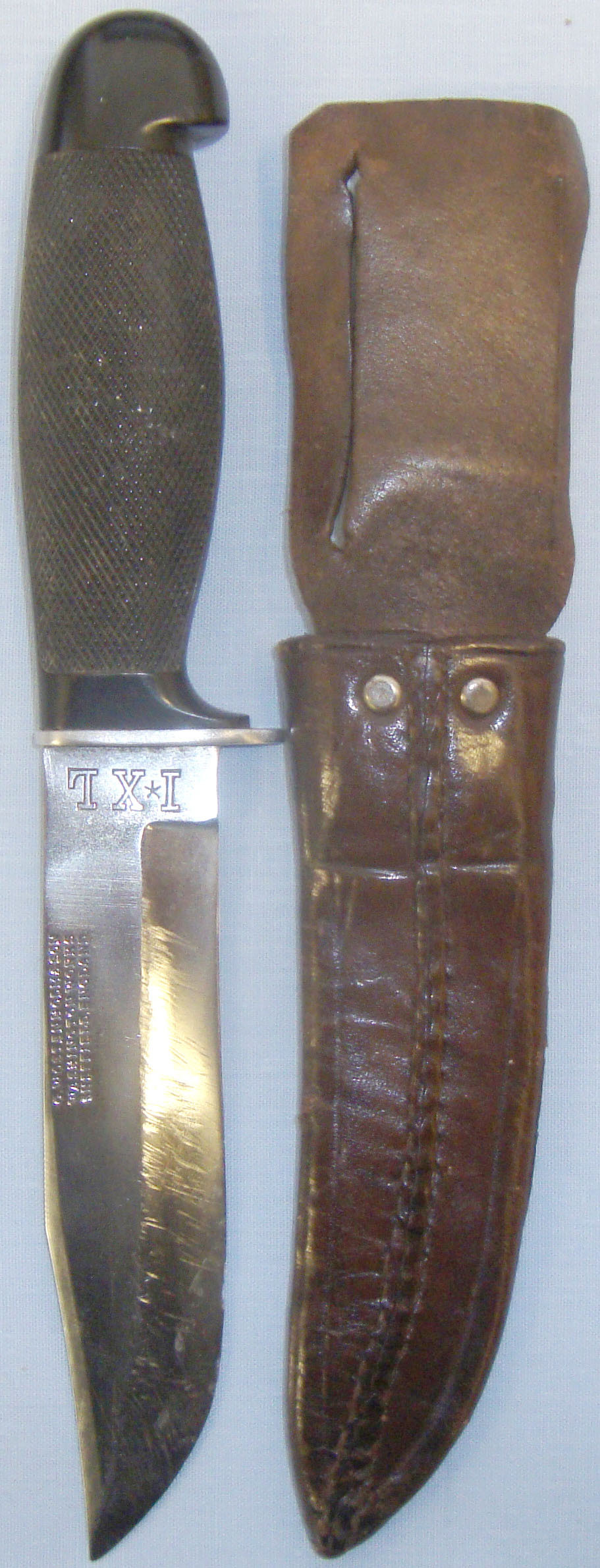  WWII Period ‘G.Wolstenholm & Son’ Deck Knife and Scabbard. ED 2559. Knive