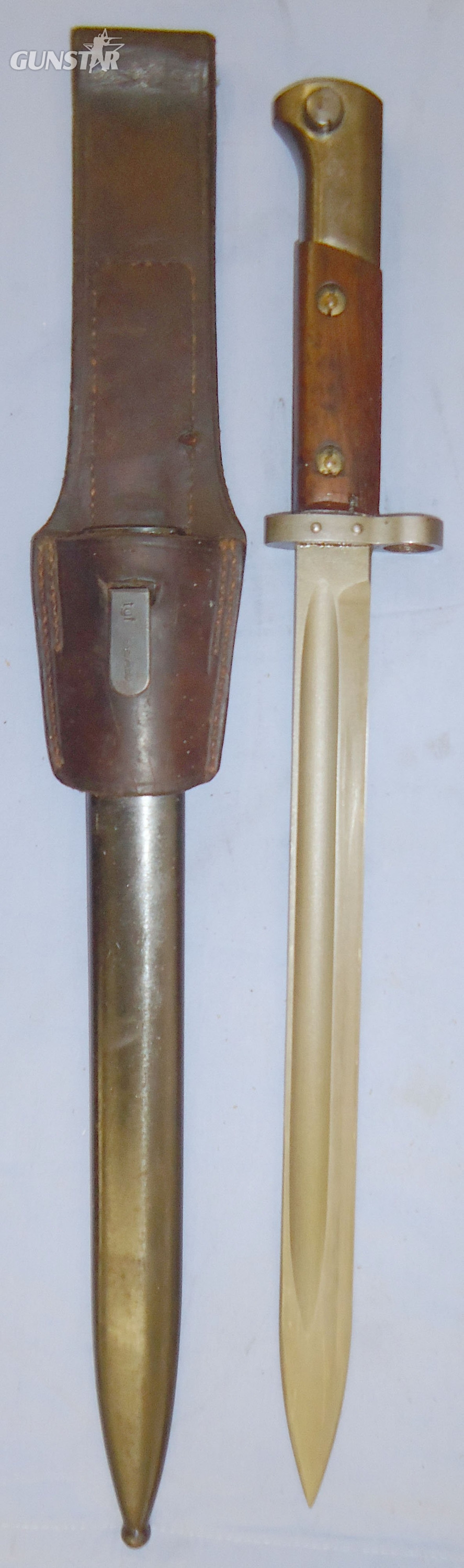Czechoslovakian V-24 Bayonet Scabbard & Frog. 22534:4. Bayonet in 