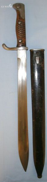 Schleutermann Remscheid , RARE MAKER, MATCHING NUMBERS, WW1 1917 Imperial German Bayonet in 