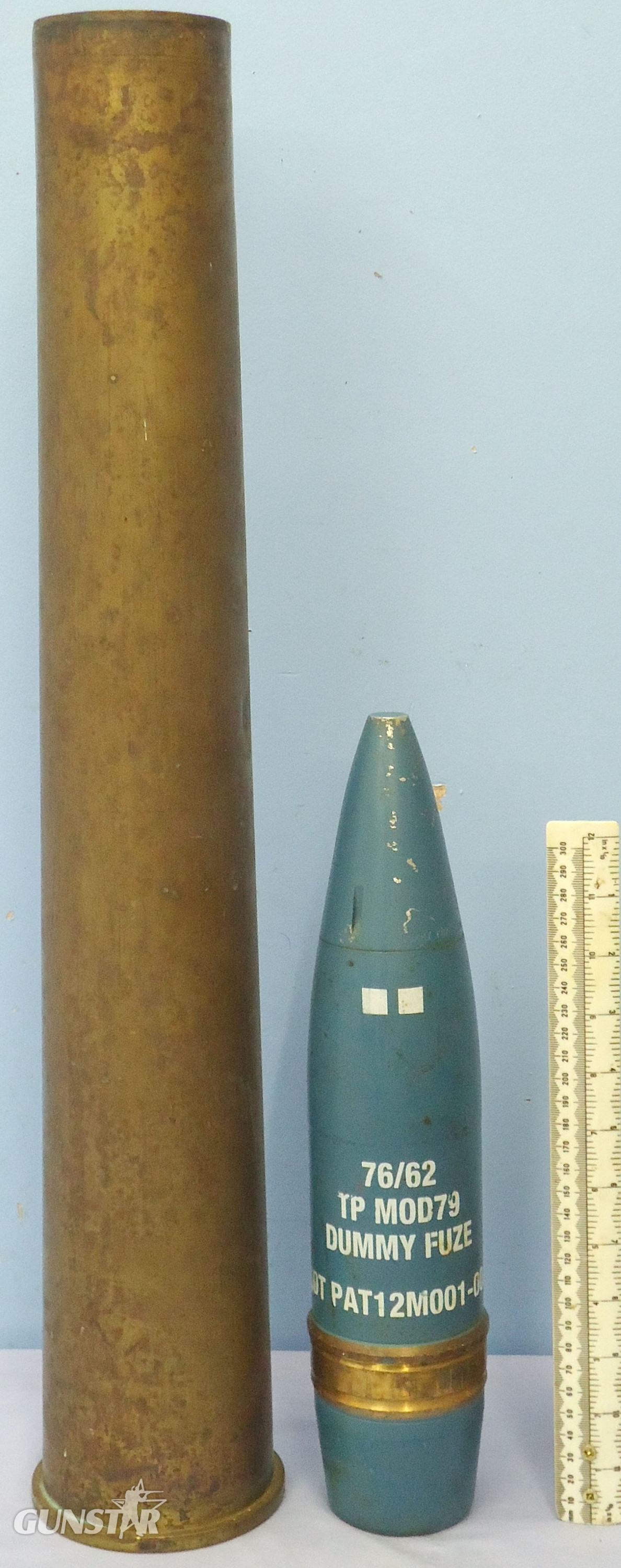 DEACTIVATED INERT. Unfired 76mm Oto Melara (76x636R) Practice High Explosive Round. - O 2303 DEACTIVATED INERT. Unfired 76mm Oto Melara (76x636R) Practice High Explosive Round. - O 2303 Various Other Ammunition - {CATEGORY}