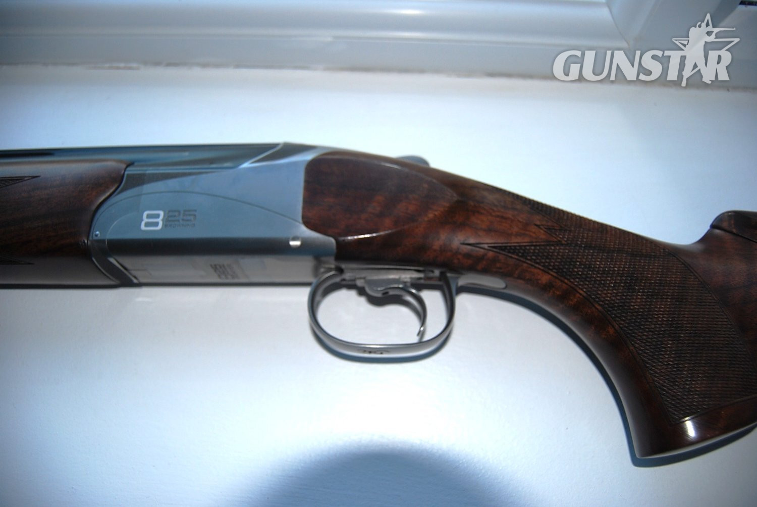 Browning B825 Over and Under 12 Bore/gauge - {CATEGORY}