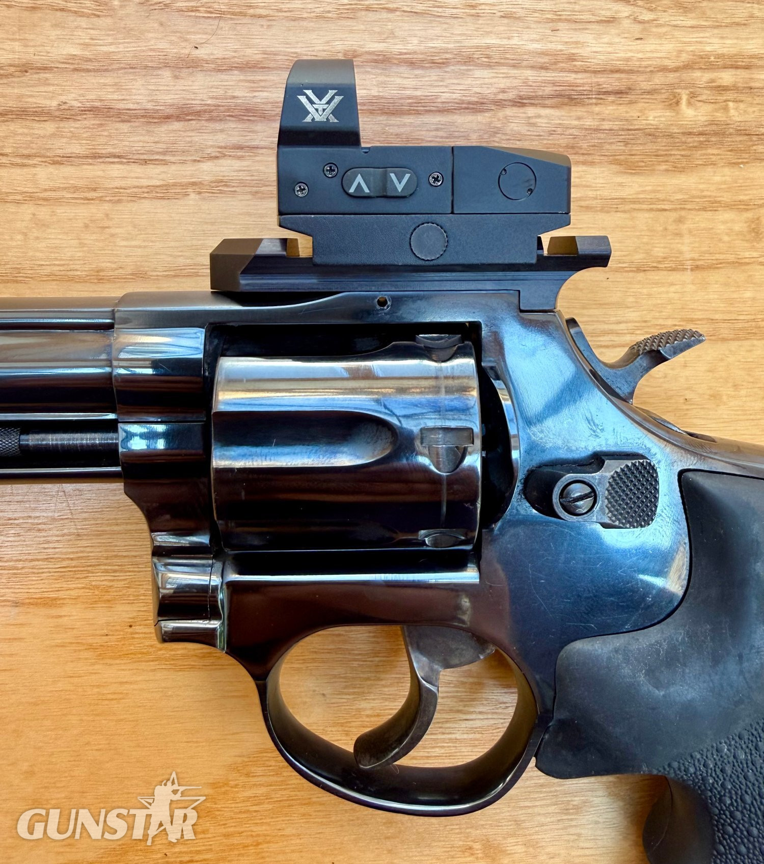 Taurus 66 Black Silhouette .357 Long Barrel 