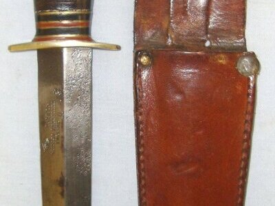WW2 British Soldier’s Private Purchase Taylor Eye Witness Sheffield Fairbairn Sykes FS Style Fighting Knife With Double Edged Dagger Blade & Scabbard. Sn 22629 Knive